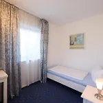 Hotel Garni Demmel Bruckmühl