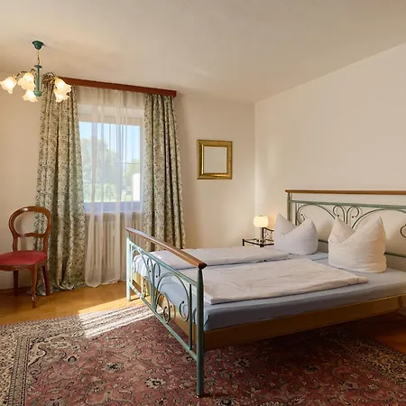 Guest house Garni Demmel Bruckmuhl