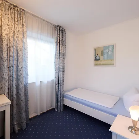 Guest house Garni Demmel Bruckmuhl