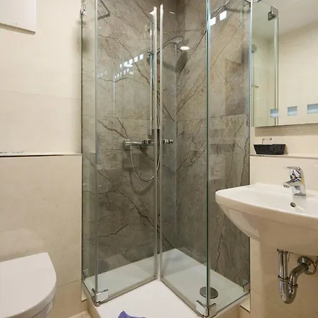 Garni Demmel 3* Bruckmuhl